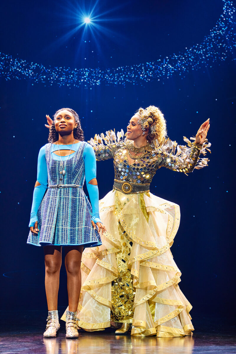 8. THE WIZ. Nichelle Lewis as Dorothy & Deborah Cox as Glinda in Believe in Yourself. Photo by Jeremy Daniel, (c) 2023