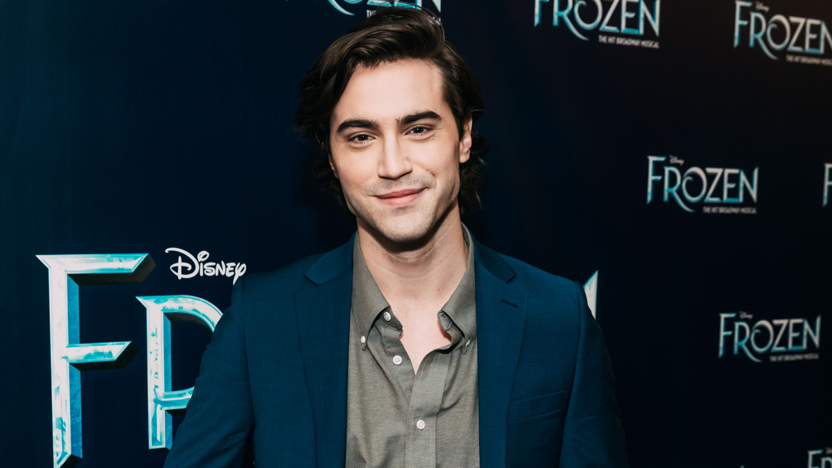 Frozen - Broadway - presser - Ryan McCartan - 02/20 - Emilio Madrid